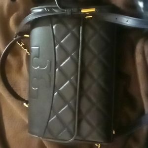 Tory Burch Savannah with handle